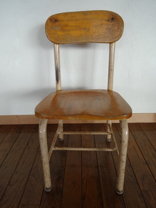 americana antique child chair 　アンティーク ビンテージ　子供　椅子　スクールチェア　インダストリアル　鉄脚　米国購入