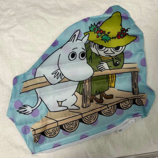 MOOMIN ムーミン　スナフキン　ダイカットポーチ　ミニポーチ