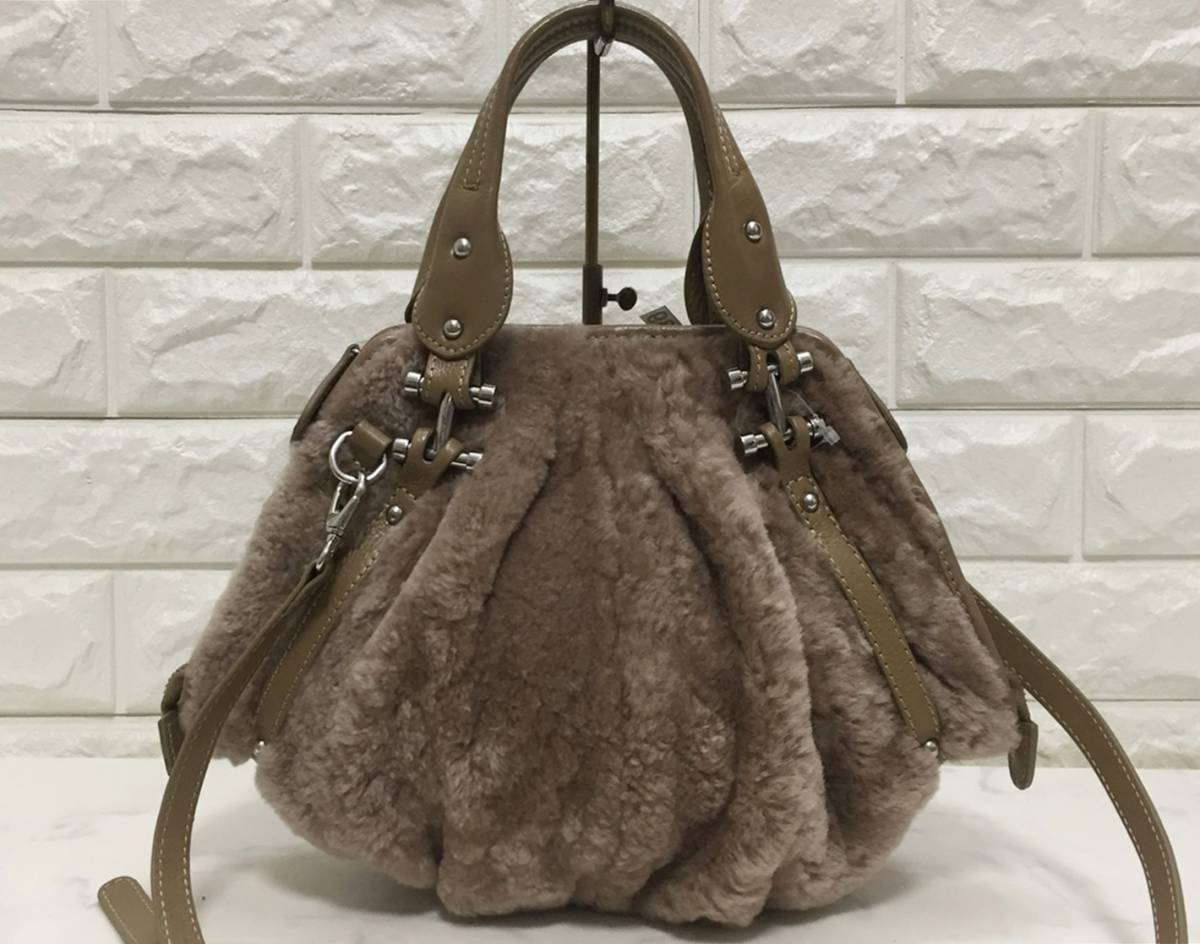 ヤフオク! -「ムートンバッグ」(レディースバッグ) の落札相場・落札価格