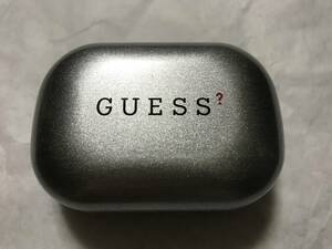 【GUESS】ゲスの缶ケース　新中古