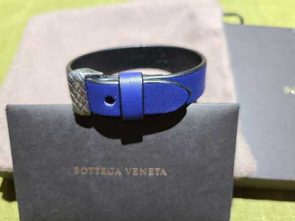 【新品】ボッテガヴェネタ（BOTTEGA VENETA）ブレスレット　ネイビーブルー　ワンサイズ　値下げしました！