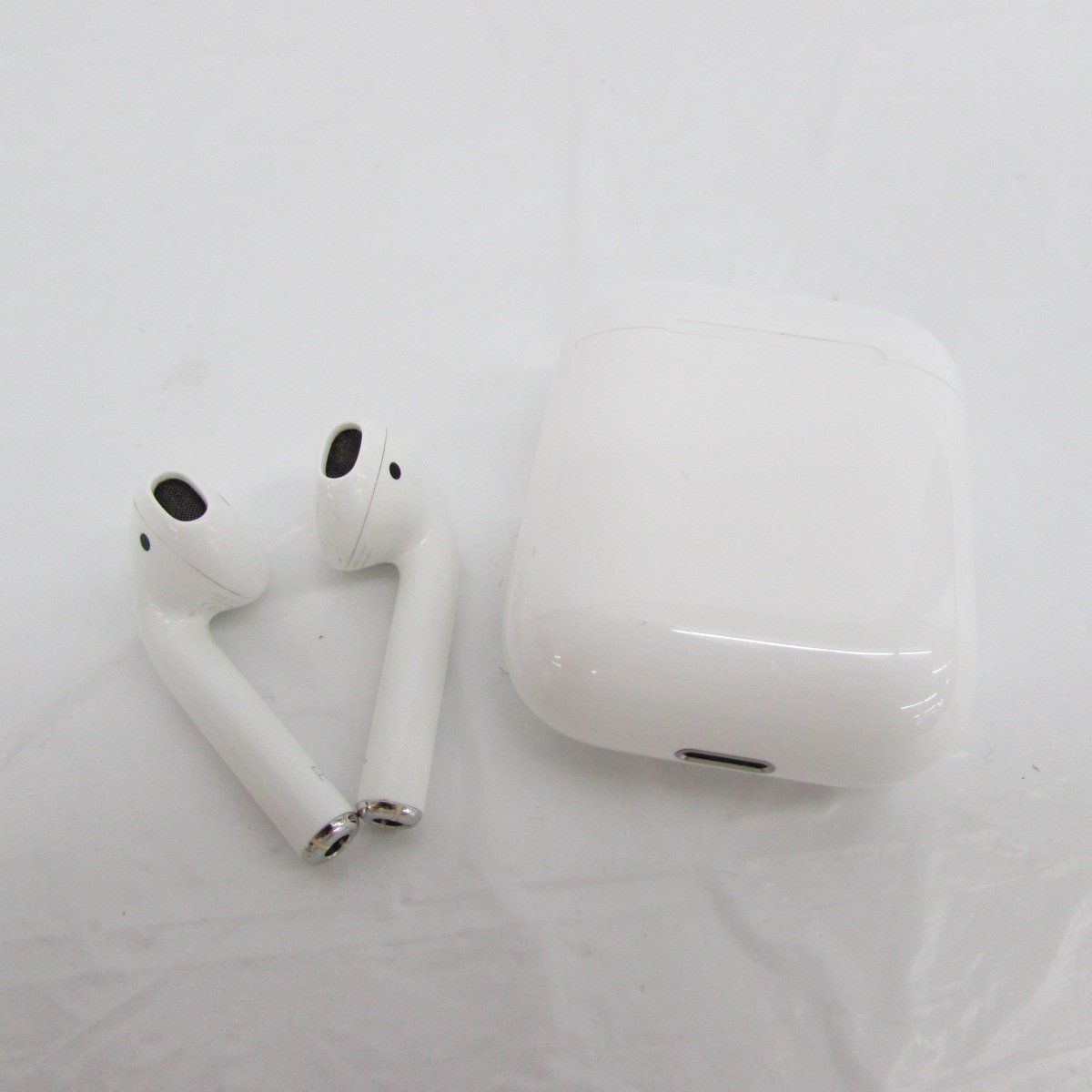 Airpods Apple 第2世代両耳 国内正規品 エアーポッズ 【代引可】 Airpods Apple 第2世代両耳 国内正規品 エアーポッズ イヤフォン