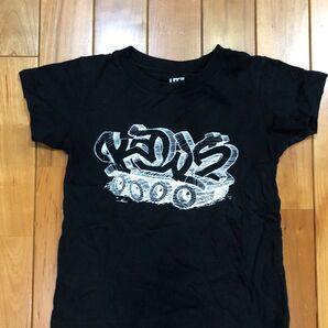 ユニクロ UT カウズ サイズ100 ロゴTシャツ Tシャツ