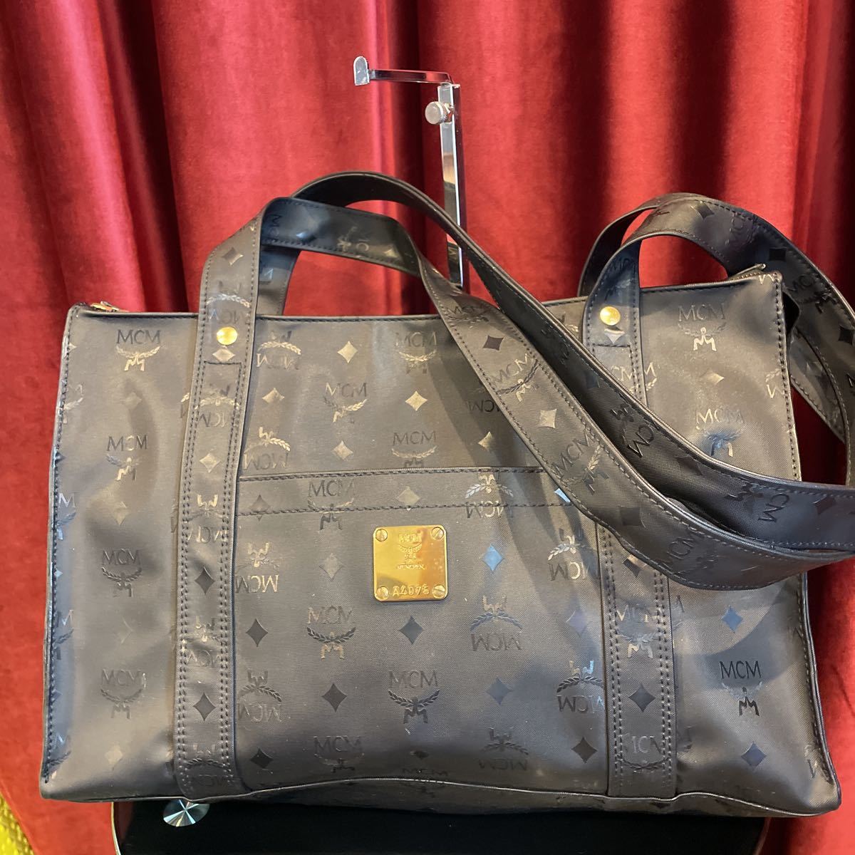 ヤフオク! -「mcmナイロントート」(かばん、バッグ) (MCM)の落札相場