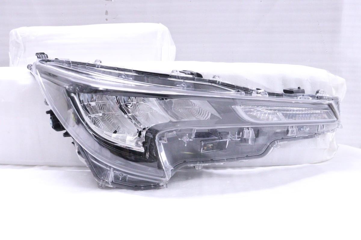 カローラスポーツ ZWE211 81106-12M11 美品 12-612 N fkip.unmul.ac.id