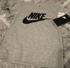 ナイキ NIKE　Tシャツ