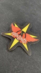 1990年代当時物!!JIVE STICKERS/PRINTED IN ENGLAND製「Aerosmith」ロゴステッカー1枚/エアロスミス ROCK BAND スティーヴンタイラー