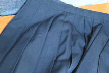 バーバリー　巻スカート（紺）【未使用】_画像8