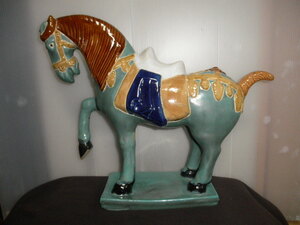 @@ horse .. what .. something .? interior miscellaneous goods display . objet d'art ceramics. horse retro 