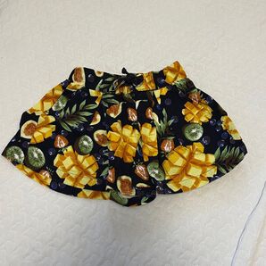 アーチアンドライン ショートパンツ