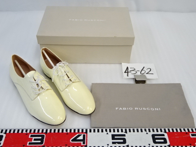 最新の激安 完売!五明裕子さん購入ファビオルスコーニ ローファー