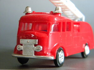 当時物 ★★Vintage 消防車 fire engine はしご梯子車 !! hong kong toys 香港製 コピーモデル「定形外/LP可」★★未使用 デッドストック品