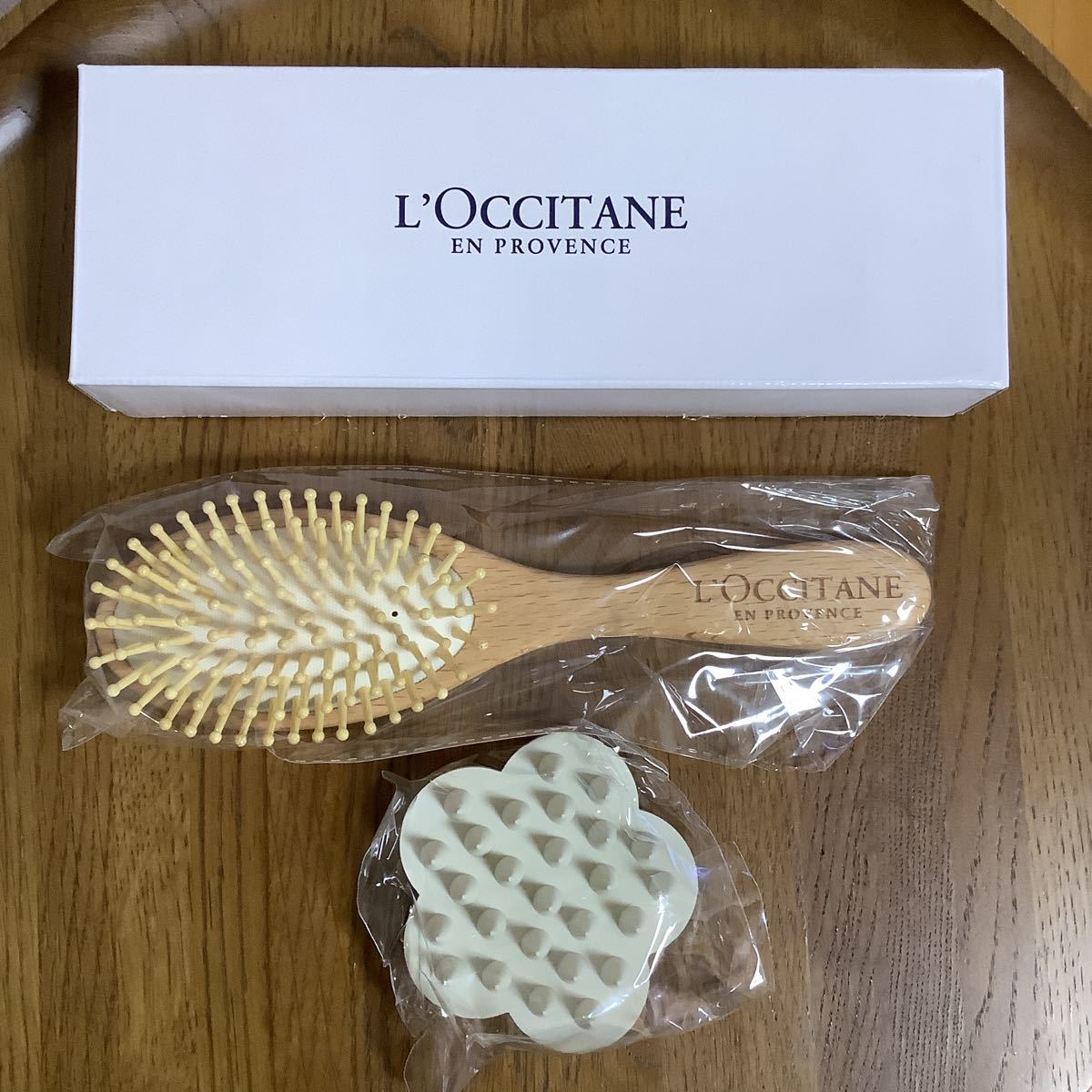 ヤフオク! -「ロクシタン ヘアブラシ」の落札相場・落札価格