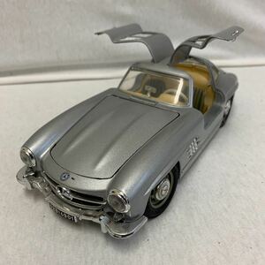 ベンツ　ガルウィング　300ＳＬ　金属製　イタリア製　全長24cm 現状品