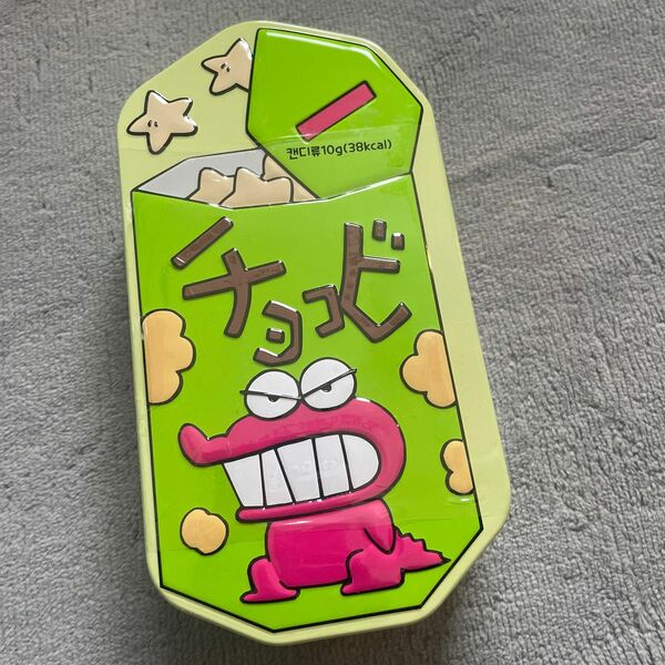 韓国　クレヨンしんちゃん　チョコビ　缶　アクリルスタンド