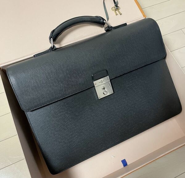 Louis Vuitton Neo Robust 2 タイガ ブリーフケース