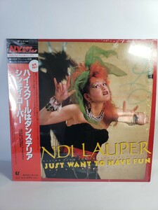 12インチレコード/シンディ・ローパー　ハイスクールはダンステリア/CYNDI LAUPER GIRLS JUST WANT TO HAVE FUN