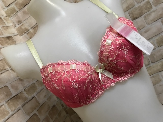 55%以上節約 miruma様専用 エクラン ブラジャー ブラック✖️ピンク