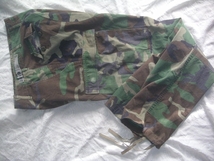 米軍 実物 ウッドランド迷彩 カモ BDU 6ポケット カーゴ パンツ ズボン ウエスト76cm_画像1