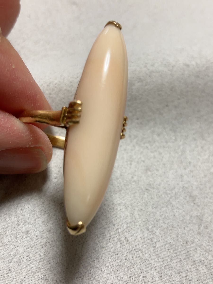 ヴィンテージ K18 大粒珊瑚のリング 千本透かし 指輪 アンティーク