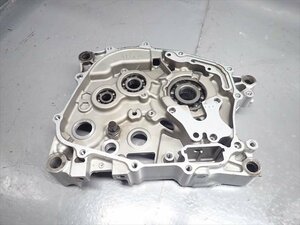 εEJ16-162 ホンダ CB125 LALPCJ 平成24年式 エンジン クランクケース 右側 破損無し！