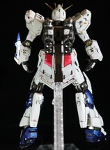 機動戦士ガンダム逆襲のシャアRG 1/144 RX-93ff νガンダム 重火力トリプルフィンファンネル仕様改修塗装完成品 リアルグレードMETALBUILD_画像8