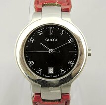 GUCCI 8900M グッチ メンズ 35mm クオーツ デイト ステンレス 他社バンド 中古品　Battery　_画像1