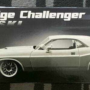 ACME 1:18 1970 ダッジ Dodge Challenger Street Fighter - Kowalskiの画像3
