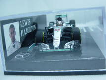 送料300円～ MINICHAMPS 1/43 MERCEDES AMG W07 WINNER ABU DHABI GP 2016 #44 L.HAMILTON メルセデス ハミルトン アブダビGP F1_画像3