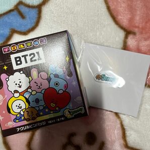 BTS★BT21★ビッグチロル★SHOOKY★アクリルピンバッチ