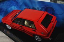 RICKO ランチアデルタ HF INTEGRALE EVO2 1/18 ミニカー 赤_画像2