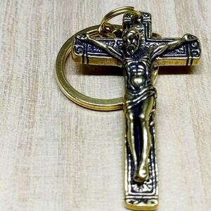 K27　イエス・キリスト十字架　真鍮製　宗教　ヴィンテージ　ネックレス　パーツ　キーホルダー　ブラスリング　BRASS