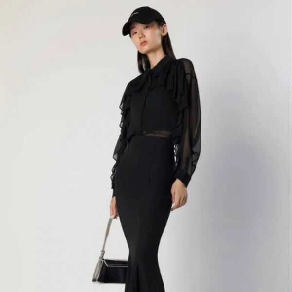 ZARA ザラ セミシアーダブルフリルシャツ