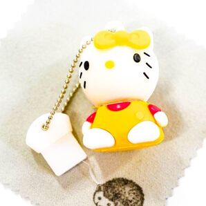 USBメモリ キティ ハロー・キティ 8GB キーホルダー 黄座 USBメモリー