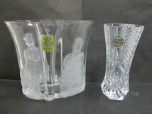 クリスタル花瓶 曽我ガラス（バラ柄）１４ｃｍ　クリスタルダルク　花瓶　フランス製　２個で未使用　　_画像2