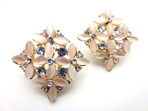 [ new goods * in present recommendation!]* party / wedding /2 next . earrings / cat's-eye ( cat's-eye ) woman times up pretty earrings!