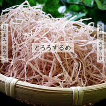 とろろするめ 80g (ソフトで美味しい烏賊) イカ (料理にもそのままでも美味しいスルメ) (いかの珍味)かき揚げ 冷奴 酢の物 ご飯等に_画像1