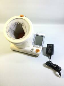 A983☆OMRON オムロン 自動電子血圧計 血圧測定 上腕式 スポットアーム HEM-1000