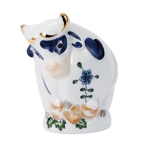 本物　新品　Meissen／マイセン　ミニ干支シリーズ　「丑（ウシ/オス）」 　83640/900300　「インド文様」　定価33,000円です！