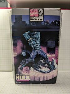 トイビズ　インクレディブルハルク　プラモデル1996年製MARVEL