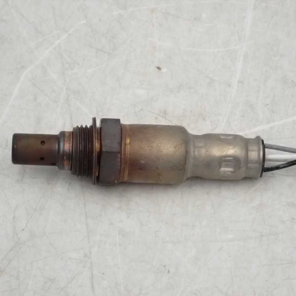 平成28年 ヴィッツ NSP130 中期 純正 O2センサー オーツー 1NR 89467-52240 89465-52740 中古 即決 平成28年 ヴィッツ NSP130 中期 純正 O2センサー オーツー 1NR 89467-52240 89465-52740 中古 即決