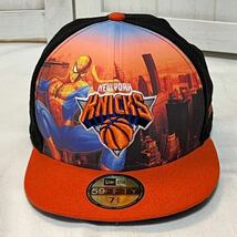 【日本未発売】New York Knicks New Era 59FIFTY NBA Marvel City Spider-Man Cap Hat - Size: 7 1/4 マーベル NEW ERA キャップ帽子 60.6_画像1