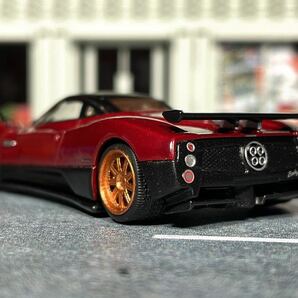 MINI GT 1:64 PAGANI Zonda F (Rosso Dubai) パガーニ ゾンダ F (同サイズ 3点まで同封発送可能)の画像4