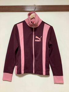 い1117 PUMA プーマ トラックジャケット ジャージ S レディース ダークワイン/ピンク スポーツウェア ロゴプリント