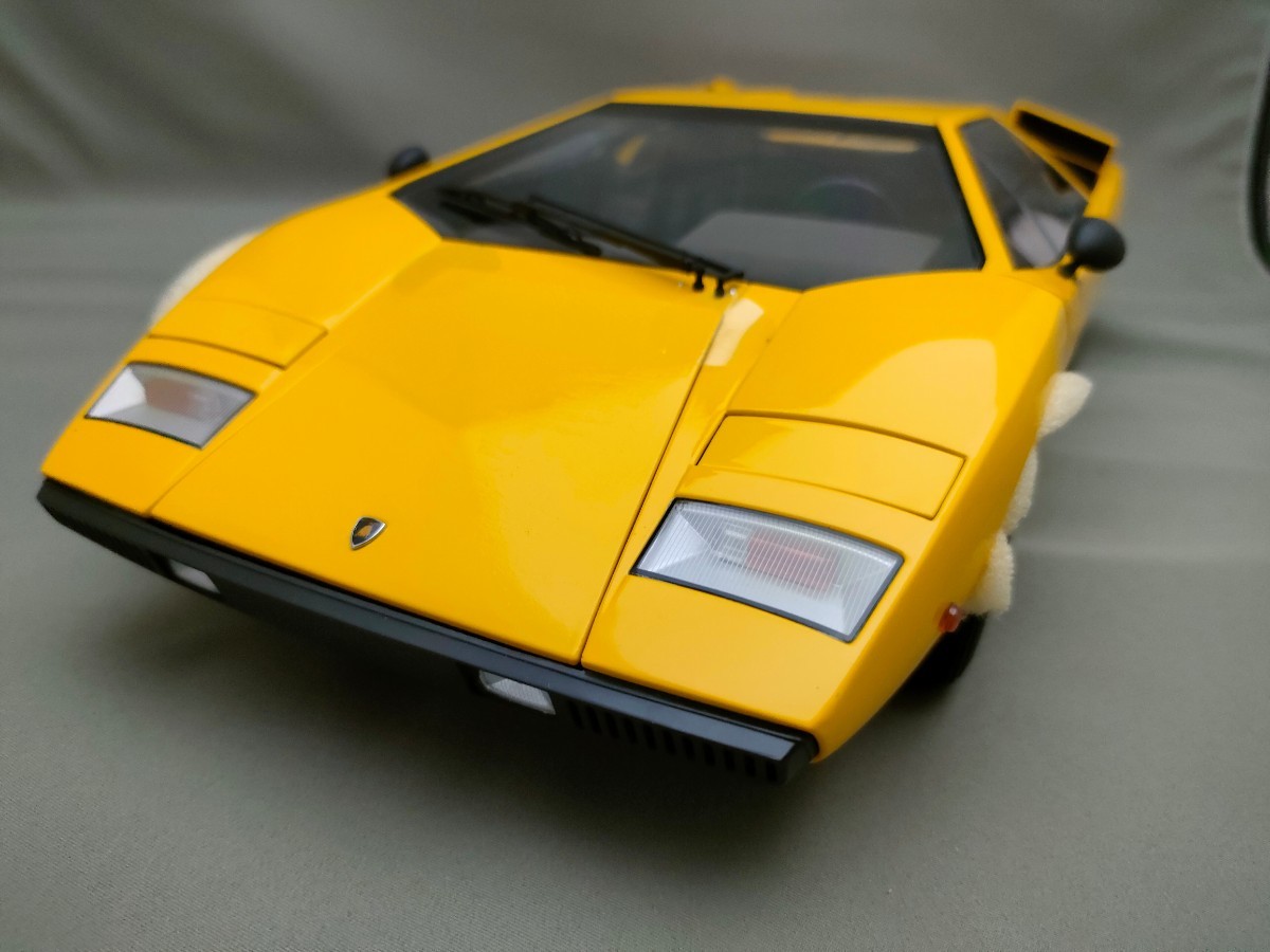 新発売】 未使用 未開封品 AUTOart 1 18 ランボルギーニ カウンタック