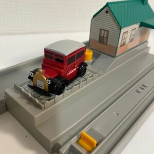 トーマス　おしゃべりキャロラインと駅　　　　　　初代おしゃべりシリーズ