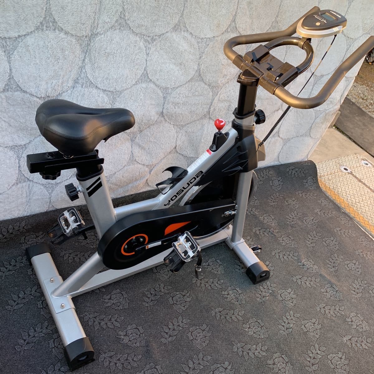 ヤフオク! -フィットネスバイクの中古品・新品・未使用品一覧