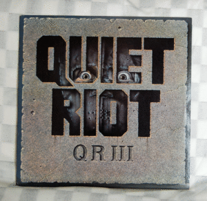 QUIET RIOT QRⅢ　クワイエット・ライオット／レコード記号　OZ 40321