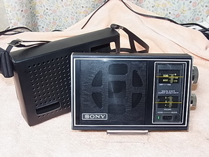 SONY 【TR-8050】 AM専用ポータブル 8石ラジオ　AC/DC両用電源極上品 　 管理23021077