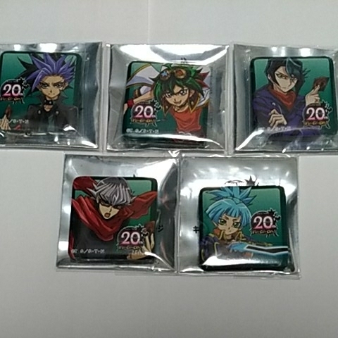 遊戯王arc-v キューブ缶バッジ 遊矢 ユート 黒咲 赤馬 素良 限定品